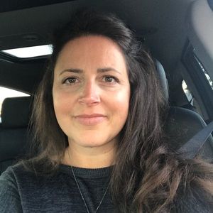 Meet your Posher, Dana